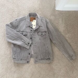 Levi's Men's Light Gray Denim Jacket